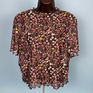 Floral Mesh Crop Top Tee w/ Black Under Shirt